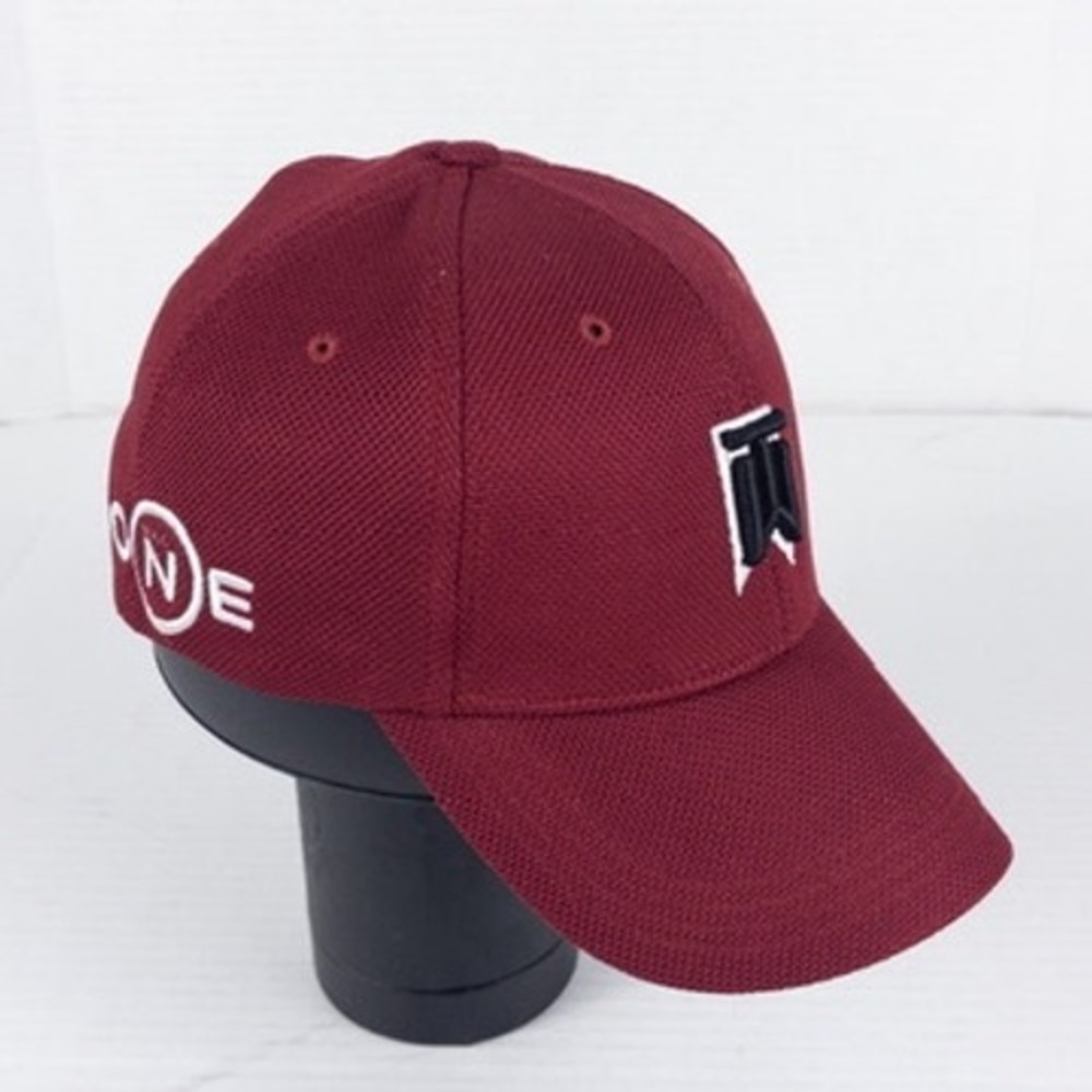 Vintage Nike Tiger Woods Golf Hat Men SM Maroon Sunday Red TW SQ ONE Flexfit Cap